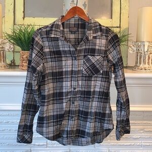 Pendleton Women’s Black Gray Plaid 100% Cotton Button Down Flannel Top Size S
